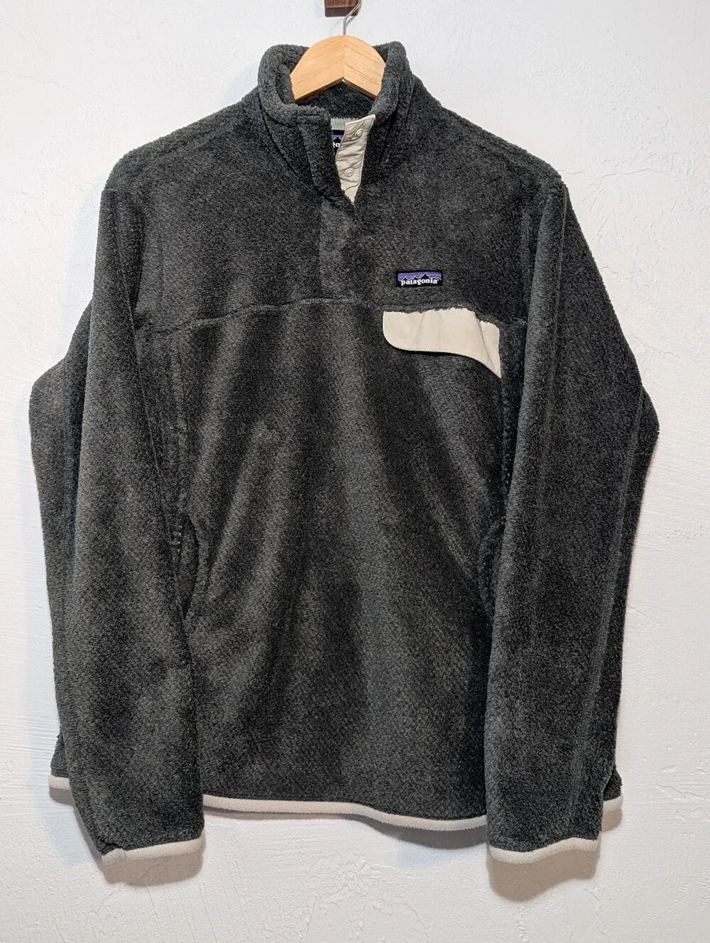 Patagonia Women's Gray Re-Tool Fleece Pullover 1/4 Snap Button Outdoors Camping